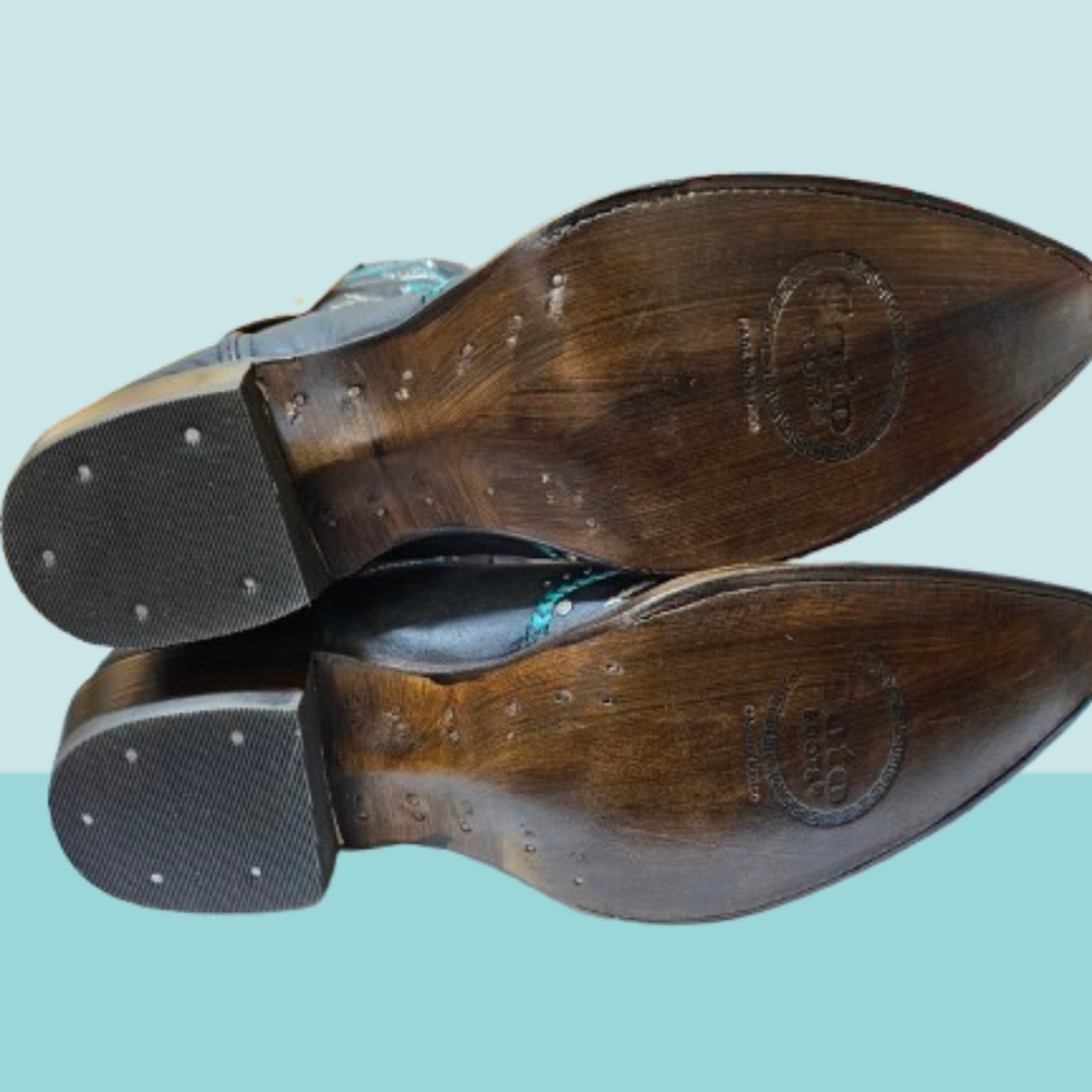 📣Soto Leather Boots 👢 Black Turquoise Embroidery Snip Toe Size 1️⃣2️⃣ 🆕 😍 🎁 - Picture 7 of 9